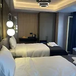 Mery Hotel