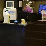 Mery Hotel *